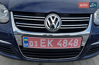 Универсал Volkswagen Golf 2009 в 
