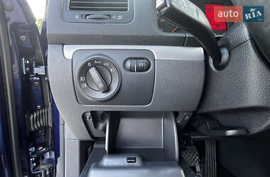 Универсал Volkswagen Golf 2009 в 
