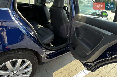 Универсал Volkswagen Golf 2009 в 