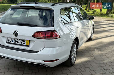 Универсал Volkswagen Golf 2019 в 