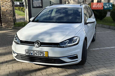 Универсал Volkswagen Golf 2019 в 