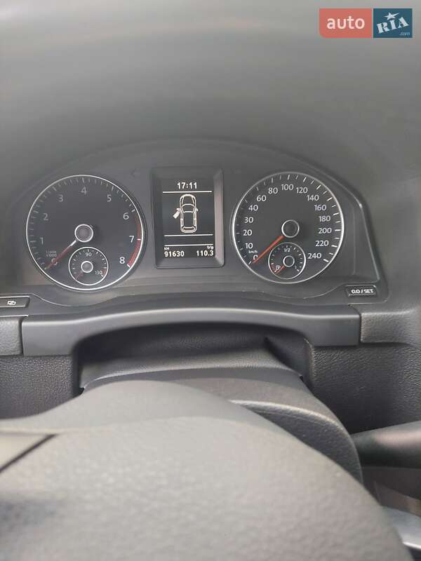 Хетчбек Volkswagen Golf 2010 в Києві