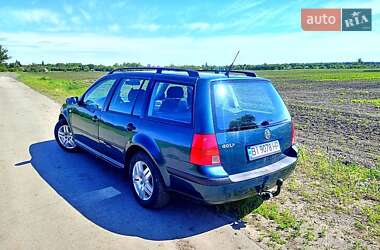 Универсал Volkswagen Golf 2001 в Гадяче