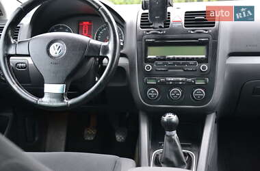 Универсал Volkswagen Golf 2008 в 