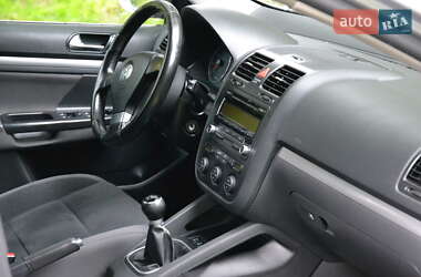 Универсал Volkswagen Golf 2008 в 
