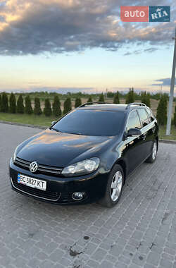 Универсал Volkswagen Golf 2009 в Городке