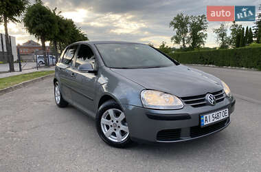 Хетчбек Volkswagen Golf 2006 в 