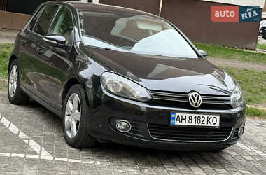 Хэтчбек Volkswagen Golf 2012 в Буче