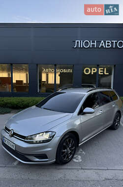 Универсал Volkswagen Golf 2017 в Запорожье