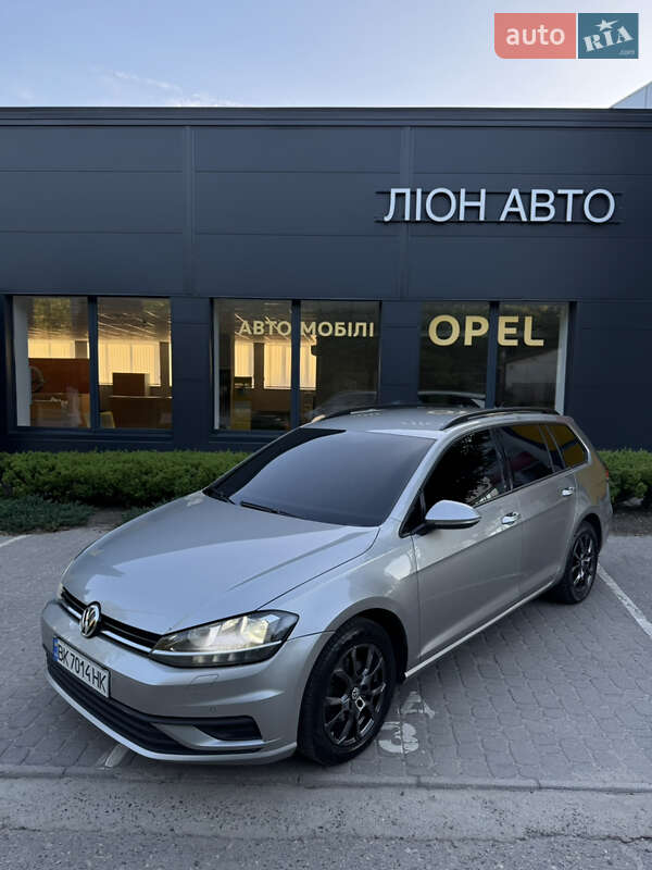 Volkswagen Golf 2017
