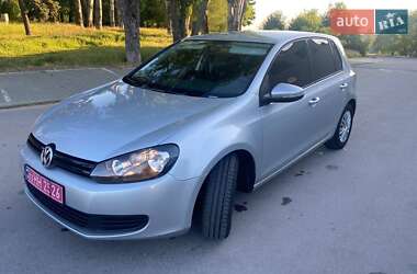 Хэтчбек Volkswagen Golf 2008 в Запорожье