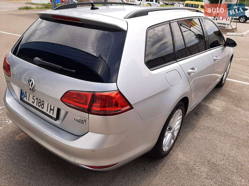 Універсал Volkswagen Golf 2016 в Києві