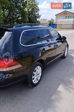 Универсал Volkswagen Golf 2010 в 