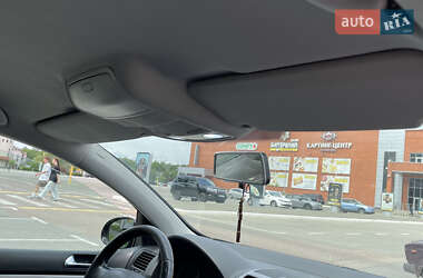 Хэтчбек Volkswagen Golf 2008 в 