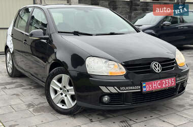 Хэтчбек Volkswagen Golf 2008 в Львове
