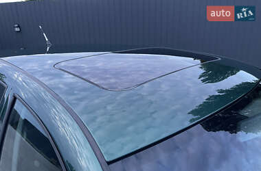 Хэтчбек Volkswagen Golf 2003 в 