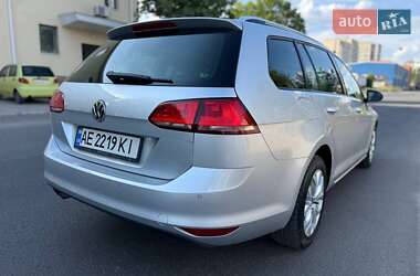 Универсал Volkswagen Golf 2015 в 