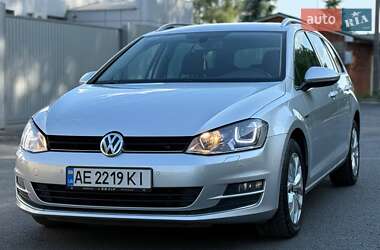 Универсал Volkswagen Golf 2015 в Днепре