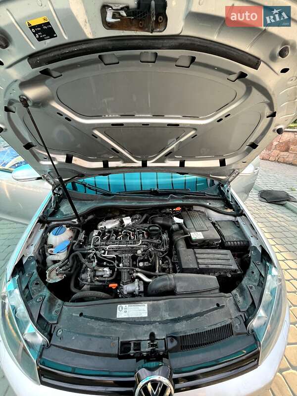 Універсал Volkswagen Golf 2011 в Березному