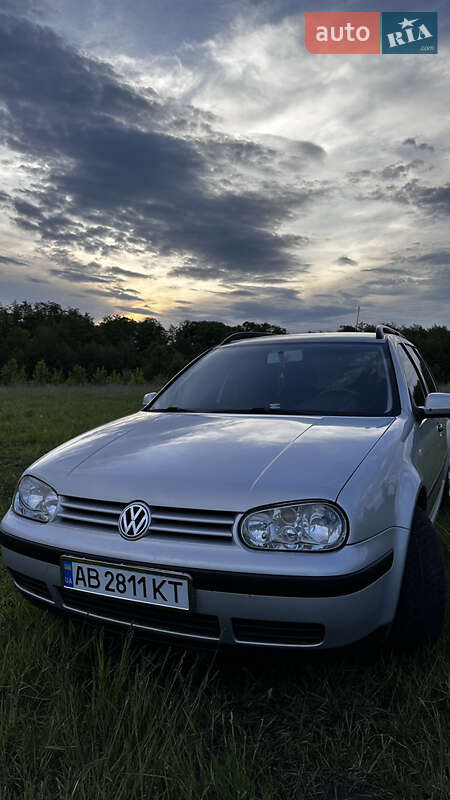 Універсал Volkswagen Golf 1999 в Калинівці