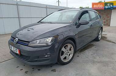 Универсал Volkswagen Golf 2015 в 