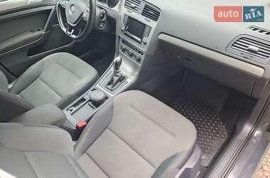 Универсал Volkswagen Golf 2015 в 