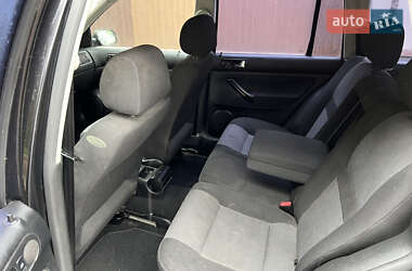 Універсал Volkswagen Golf 2003 в 