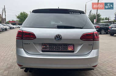 Универсал Volkswagen Golf 2015 в 