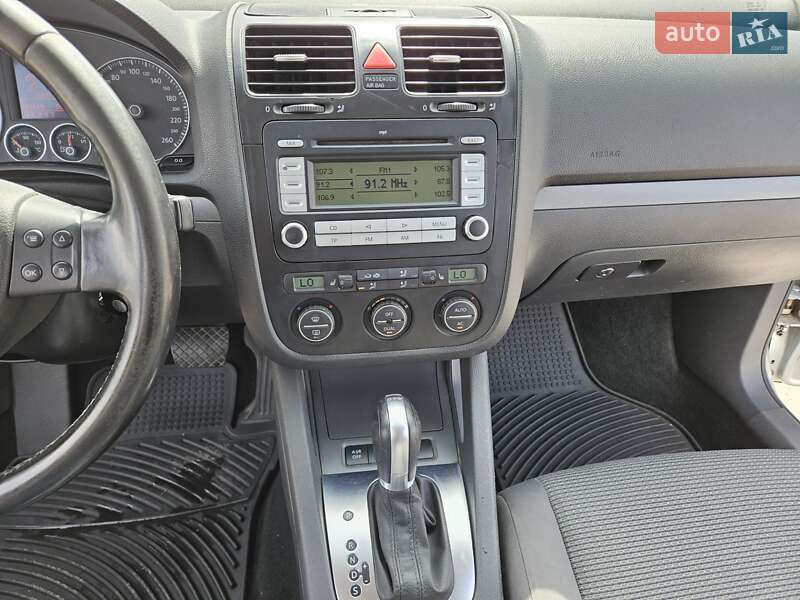 Универсал Volkswagen Golf 2008 в Шостке фото 16 Универсал Volkswagen Golf 2008 в Шостке