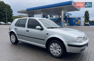 Хетчбек Volkswagen Golf 2002 в Білій Церкві
