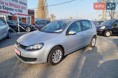 Хетчбек Volkswagen Golf 2009 в 