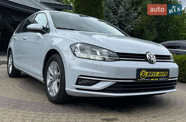 Універсал Volkswagen Golf 2017 в Львові
