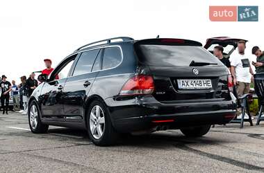 Универсал Volkswagen Golf 2012 в 