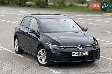 Хэтчбек Volkswagen Golf 2020 в 