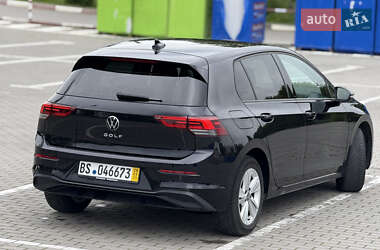 Хэтчбек Volkswagen Golf 2020 в 