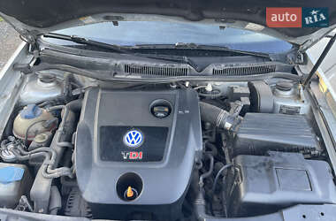 Универсал Volkswagen Golf 2000 в 