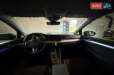 Хэтчбек Volkswagen Golf 2020 в 