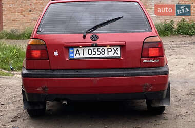 Хетчбек Volkswagen Golf 1993 в 