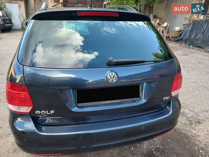 Универсал Volkswagen Golf 2008 в Гадяче