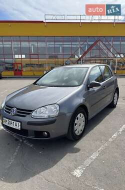 Хэтчбек Volkswagen Golf 2008 в Житомире