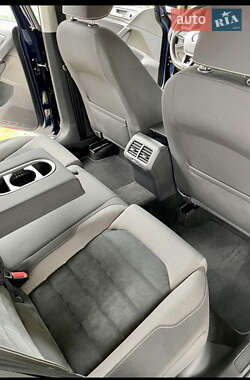 Хетчбек Volkswagen Golf 2014 в 