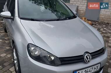 Хэтчбек Volkswagen Golf 2011 в 