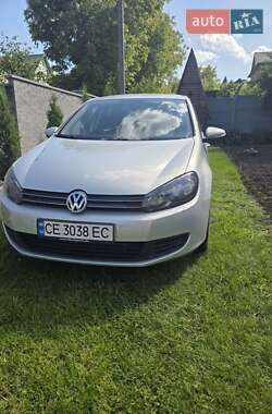 Хэтчбек Volkswagen Golf 2011 в Черновцах