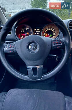 Универсал Volkswagen Golf 2011 в 