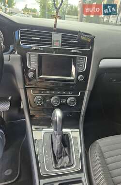 Универсал Volkswagen Golf 2014 в 