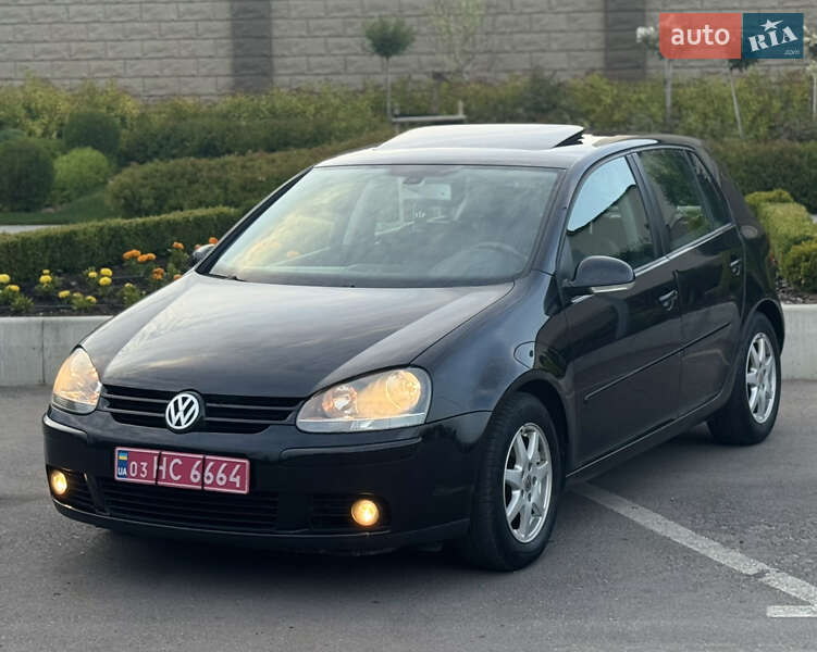 Volkswagen Golf 2004