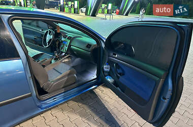 Хэтчбек Volkswagen Golf 2006 в 