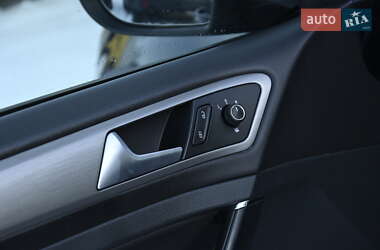 Універсал Volkswagen Golf 2014 в 