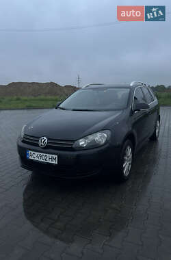 Универсал Volkswagen Golf 2010 в Луцке