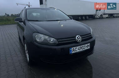 Универсал Volkswagen Golf 2010 в 